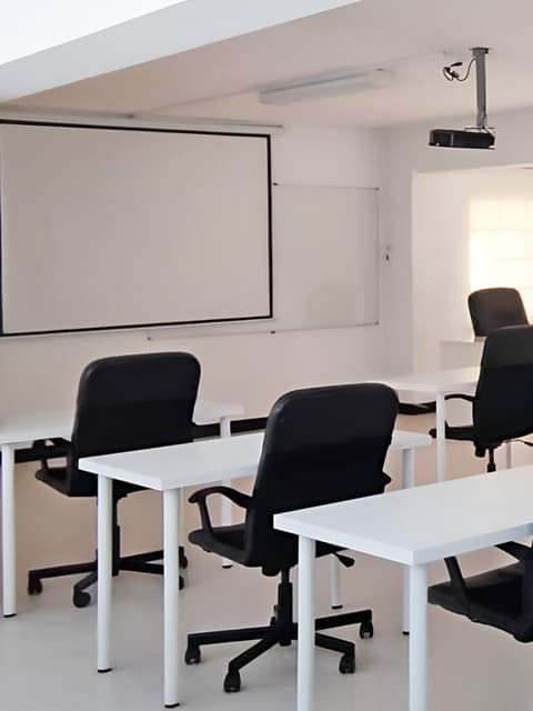 Clases para numerosos niveles y competencias en Vimianzo
